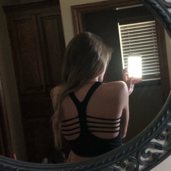 Crop Top Bundle - Picture 5 of 5